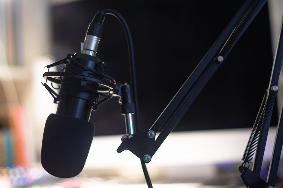Tips Memilih Microphone Kondensor untuk Podcast yang Berkualitas